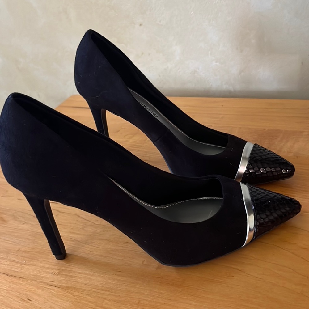 Christian Siriano Black Pointed Toe Stiletto Heels with Silver Accent